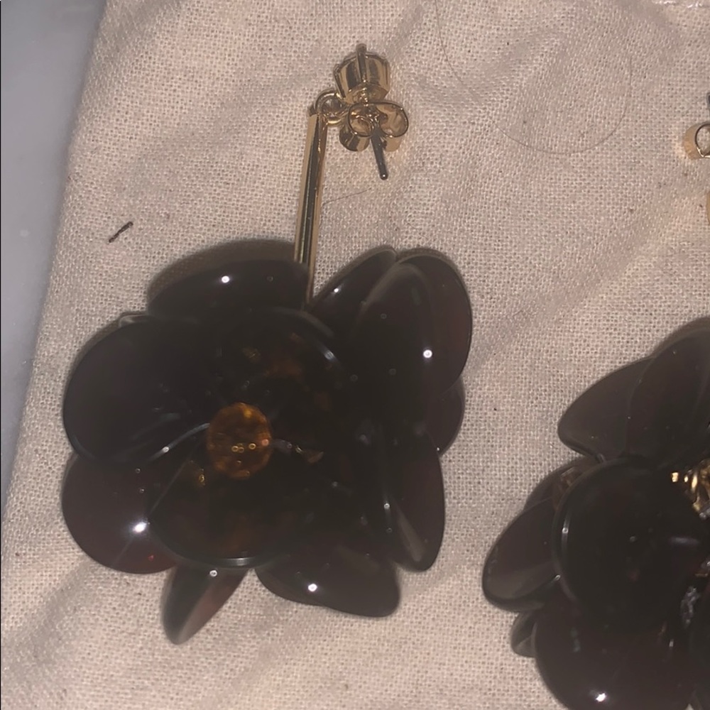 Beautiful J.crew earring - Picture 2 of 2
